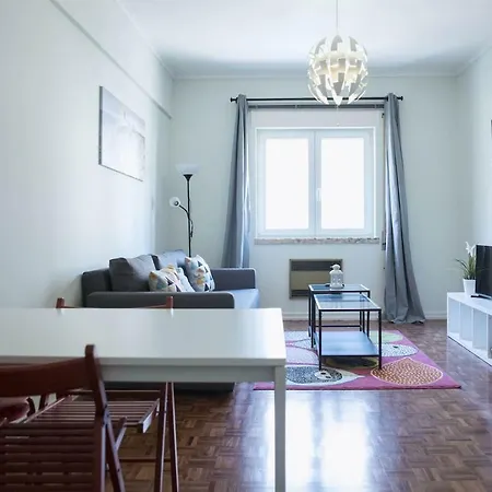 Sweet Cozy - Campo Pequeno Apartment